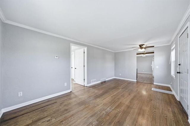 5609 N Walnut Street, Kansas City, MO 64118