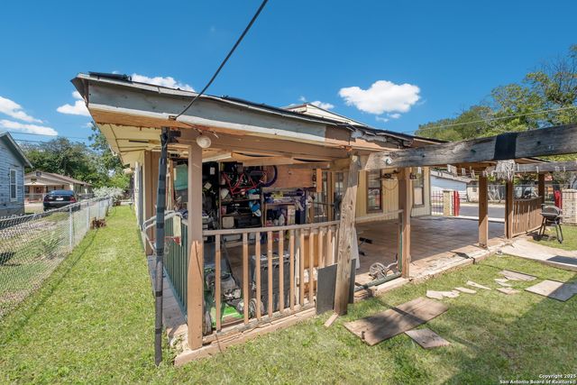 402 Chipinque, San Antonio, TX 78237