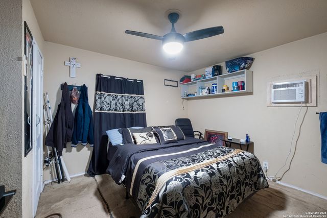 402 Chipinque, San Antonio, TX 78237