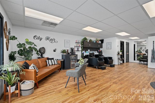 34 Maple Street, Waynesville, NC 28786