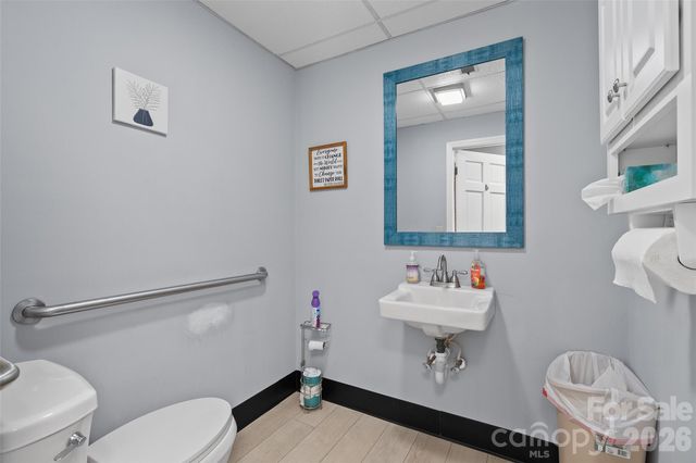 34 Maple Street, Waynesville, NC 28786