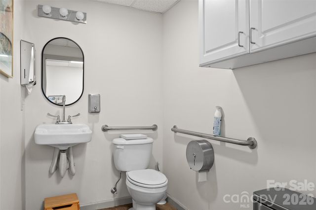 34 Maple Street, Waynesville, NC 28786