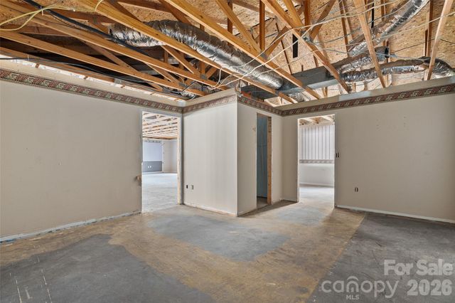 34 Maple Street, Waynesville, NC 28786