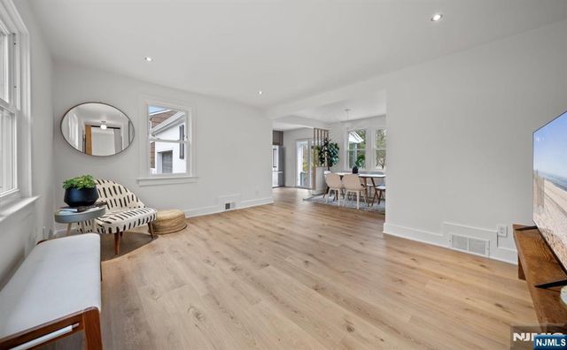 28 Kensington Avenue, Norwood, NJ 07648