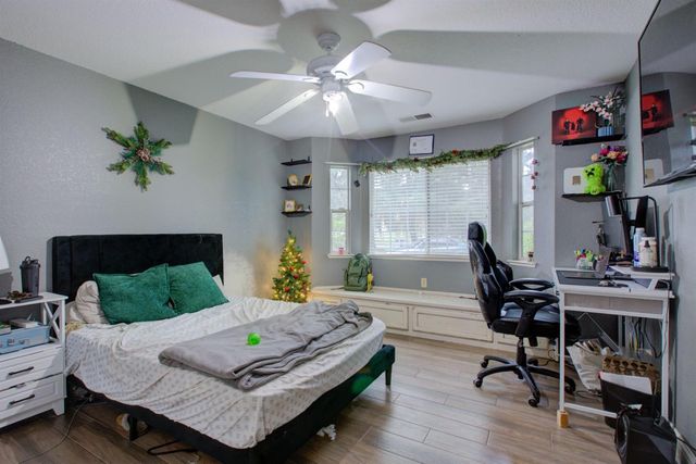 1624 Golf Rd, Turlock, CA 95380