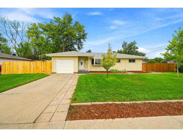 12721 Woodland Dr, Longmont, CO 80504