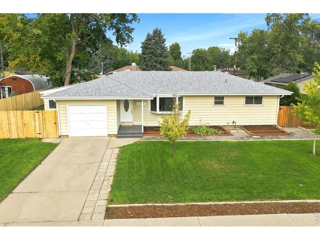 12721 Woodland Dr, Longmont, CO 80504