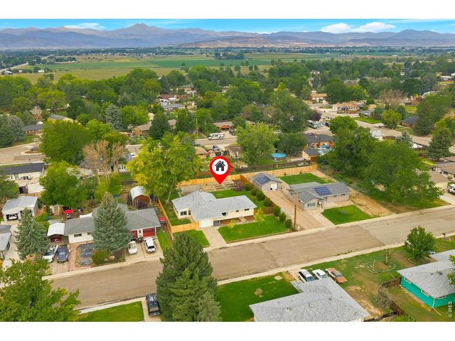 12721 Woodland Dr, Longmont, CO 80504