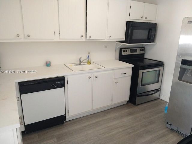 6039 Collins Ave 1710, Miami Beach, FL 33140