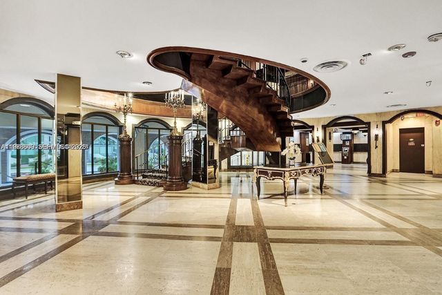 6039 Collins Ave 1710, Miami Beach, FL 33140