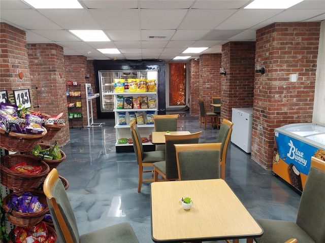 6039 Collins Ave 1710, Miami Beach, FL 33140