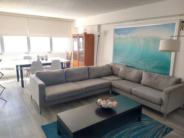 6039 Collins Ave 1710, Miami Beach, FL 33140