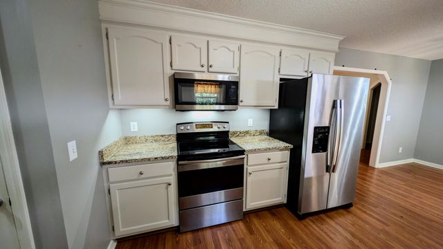 20 Spanish Moss Circle, Dalzell, SC 29040