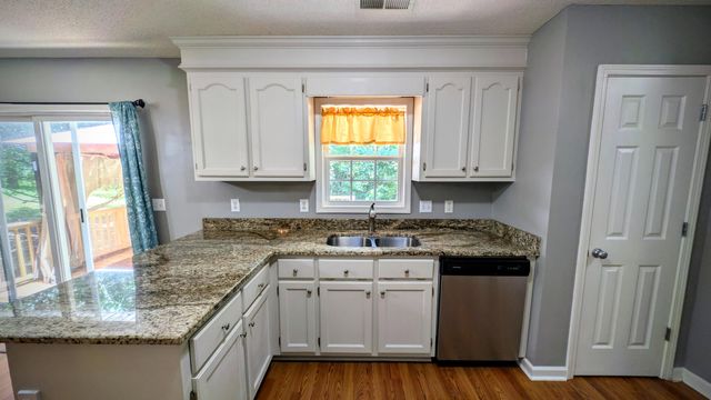 20 Spanish Moss Circle, Dalzell, SC 29040