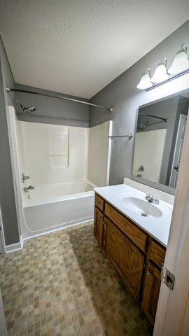 20 Spanish Moss Circle, Dalzell, SC 29040