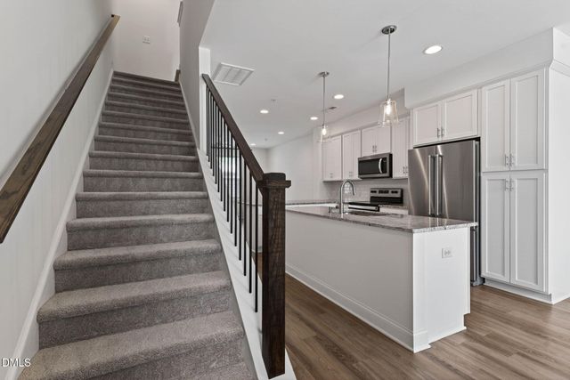 6820 Milligan Way 104, Raleigh, NC 27613