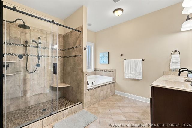 5128 Carson Allen Road, Hope Mills, NC 28348