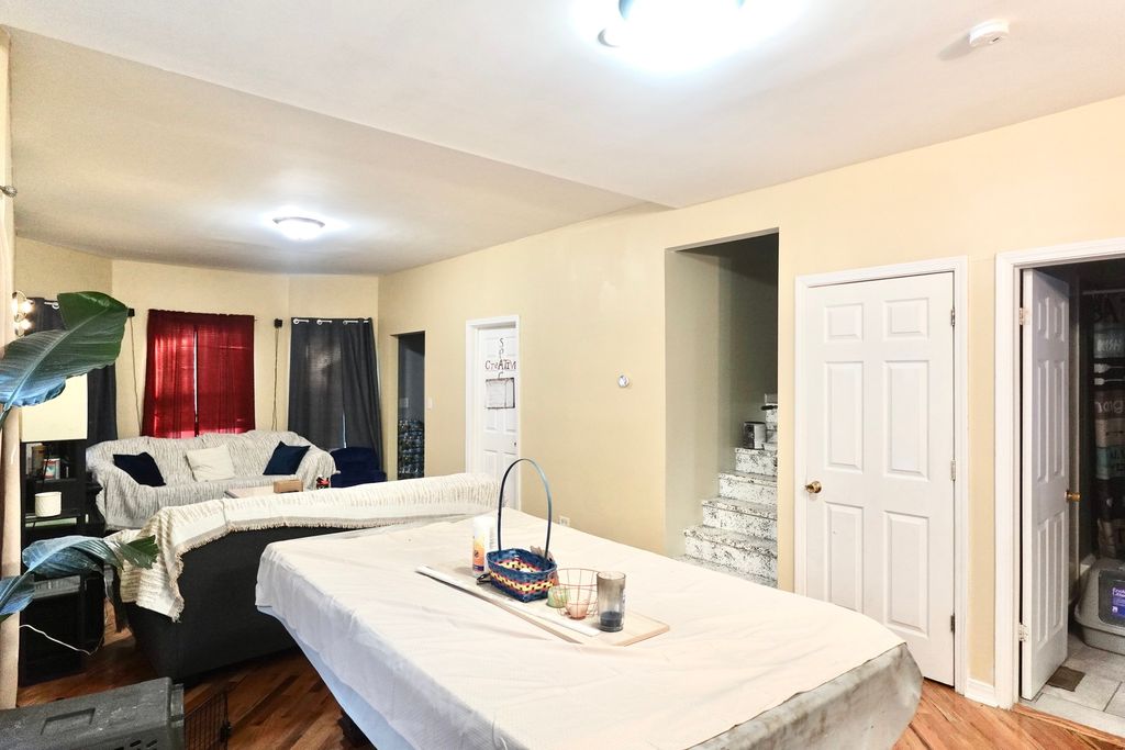 5830 W Rice Street, Chicago, IL 60651 — photo 4