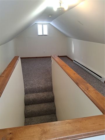 418 Vance Dr, Smith, PA 15021