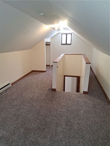 418 Vance Dr, Smith, PA 15021