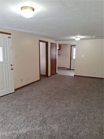 418 Vance Dr, Smith, PA 15021