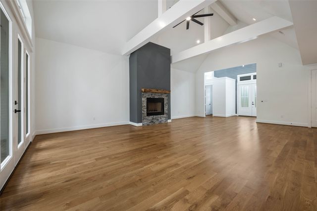 108 Oakridge Court, Mabank, TX 75147