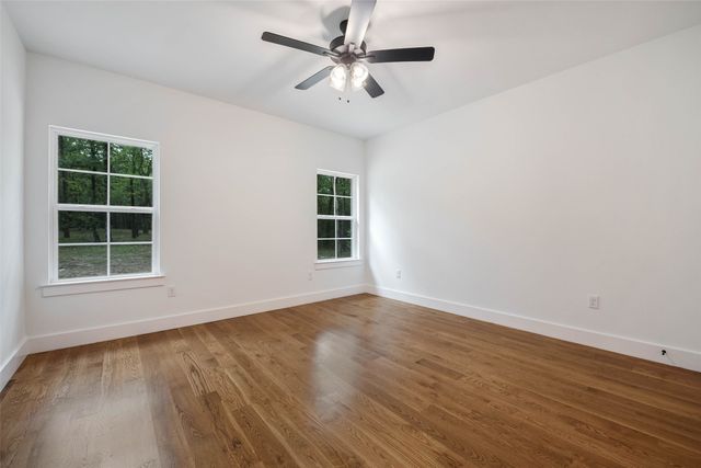 108 Oakridge Court, Mabank, TX 75147