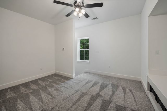108 Oakridge Court, Mabank, TX 75147