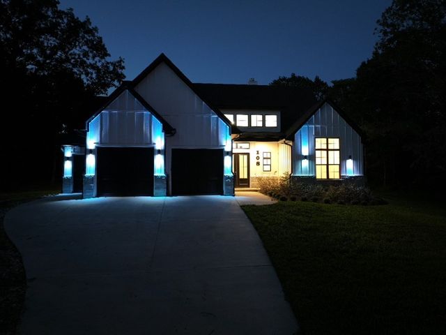 108 Oakridge Court, Mabank, TX 75147