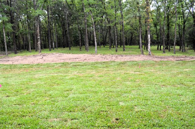 108 Oakridge Court, Mabank, TX 75147