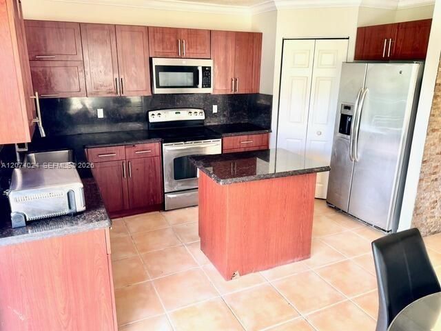 20815 NW 15th Street, Pembroke Pines, FL 33029