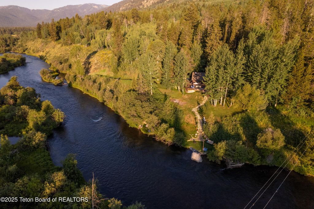 2945 N HUNT Lane, Wilson, WY 83014 photo 10