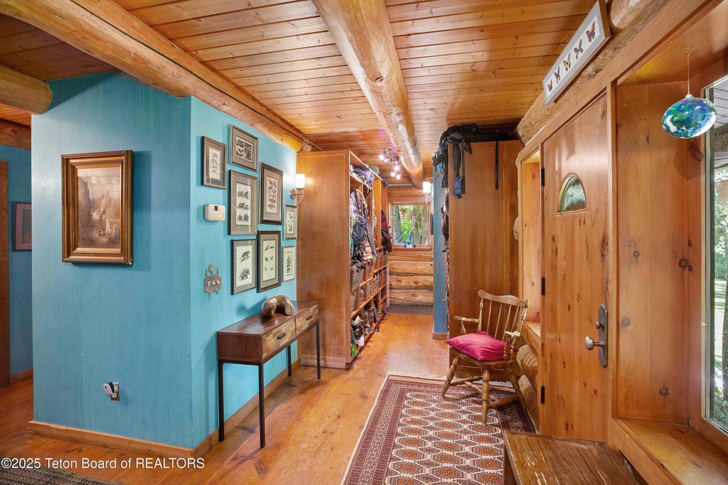 2945 N HUNT Lane, Wilson, WY 83014 photo 14