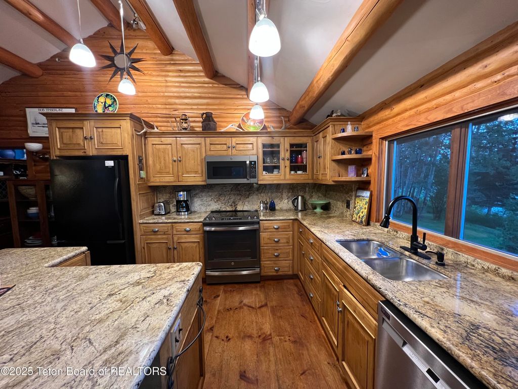 2945 N HUNT Lane, Wilson, WY 83014 photo 57