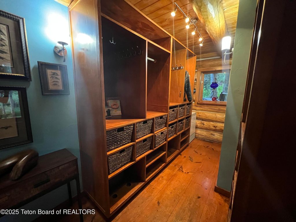 2945 N HUNT Lane, Wilson, WY 83014 photo 58