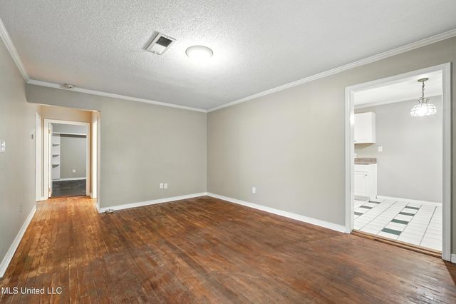 1901 Highway 11, Picayune, MS 39466