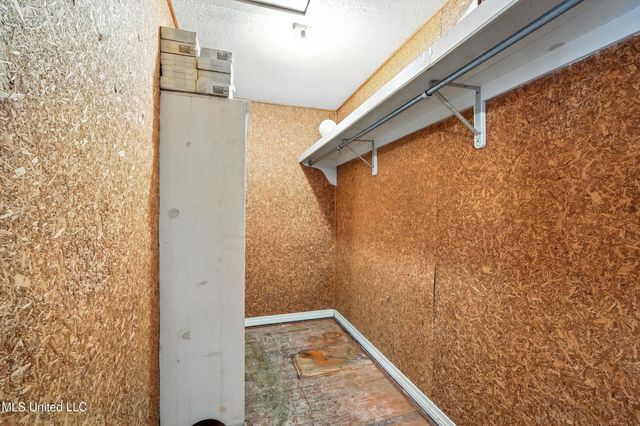 1901 Highway 11, Picayune, MS 39466