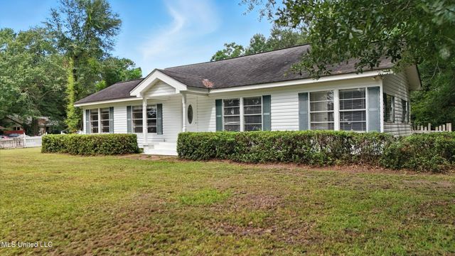 1901 Highway 11, Picayune, MS 39466