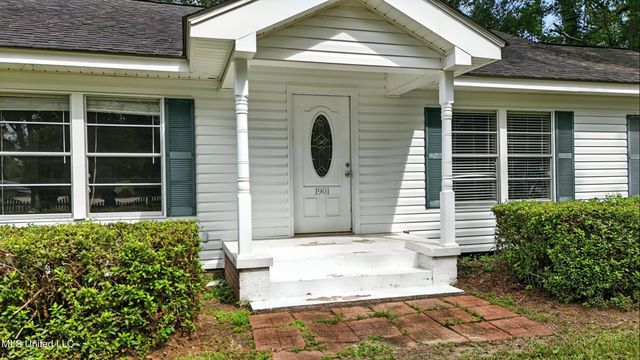 1901 Highway 11, Picayune, MS 39466
