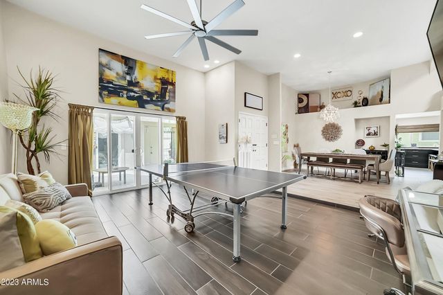 8161 E Del Cuarzo Drive, Scottsdale, AZ 85258