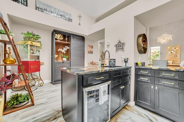 8161 E Del Cuarzo Drive, Scottsdale, AZ 85258
