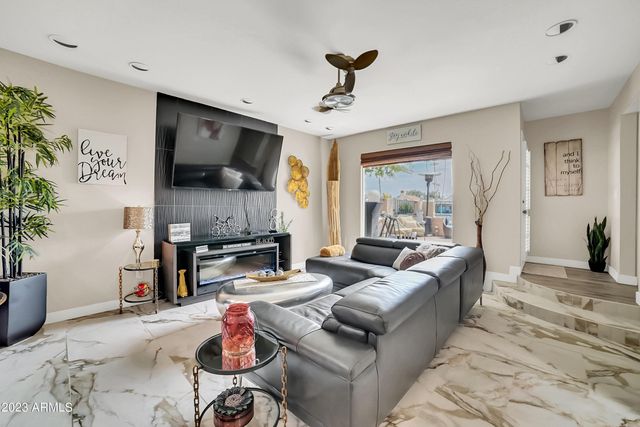 8161 E Del Cuarzo Drive, Scottsdale, AZ 85258