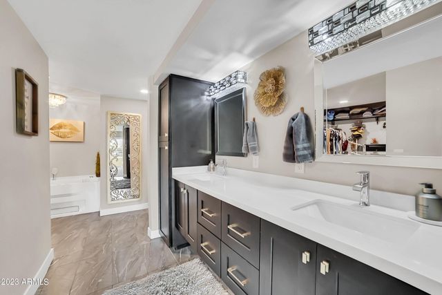 8161 E Del Cuarzo Drive, Scottsdale, AZ 85258