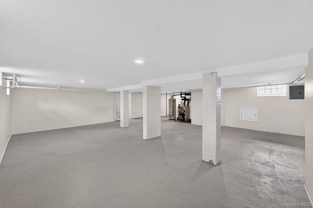 147 N Fulton Avenue, Mount Vernon, NY 10550
