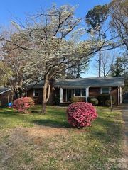 4409 Ivanhoe Place, Charlotte, NC 28205