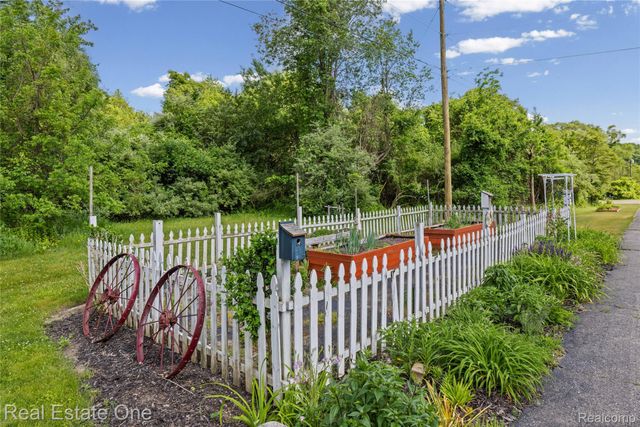 3708 Hideaway Court, Brighton Township, MI 48114