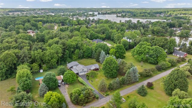 3708 Hideaway Court, Brighton Township, MI 48114