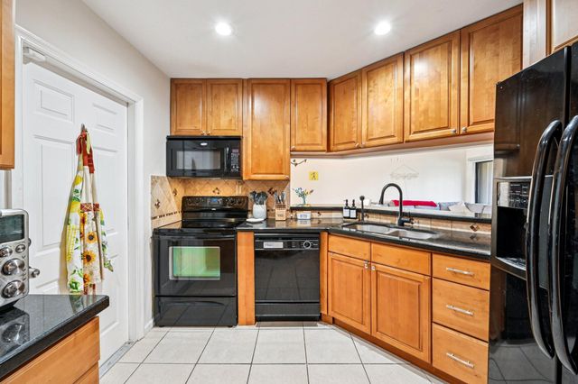 22 Via De Casas 103, Boynton Beach, FL 33426