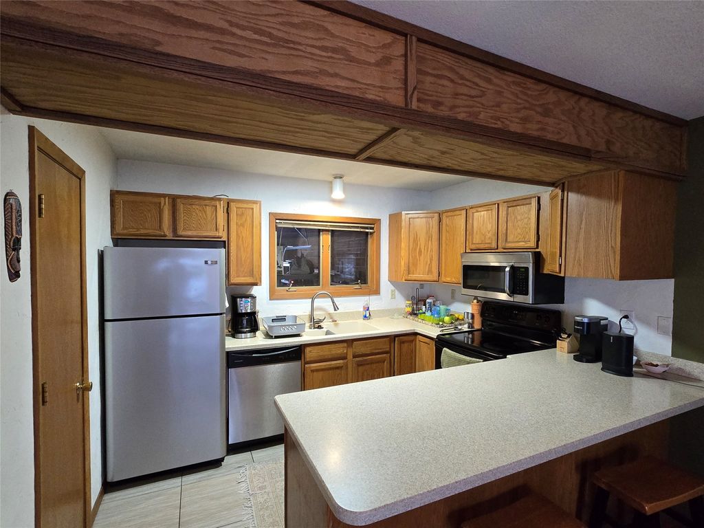 Image 2 of property listing at 318 6th Street W, Whitefish, MT 59937