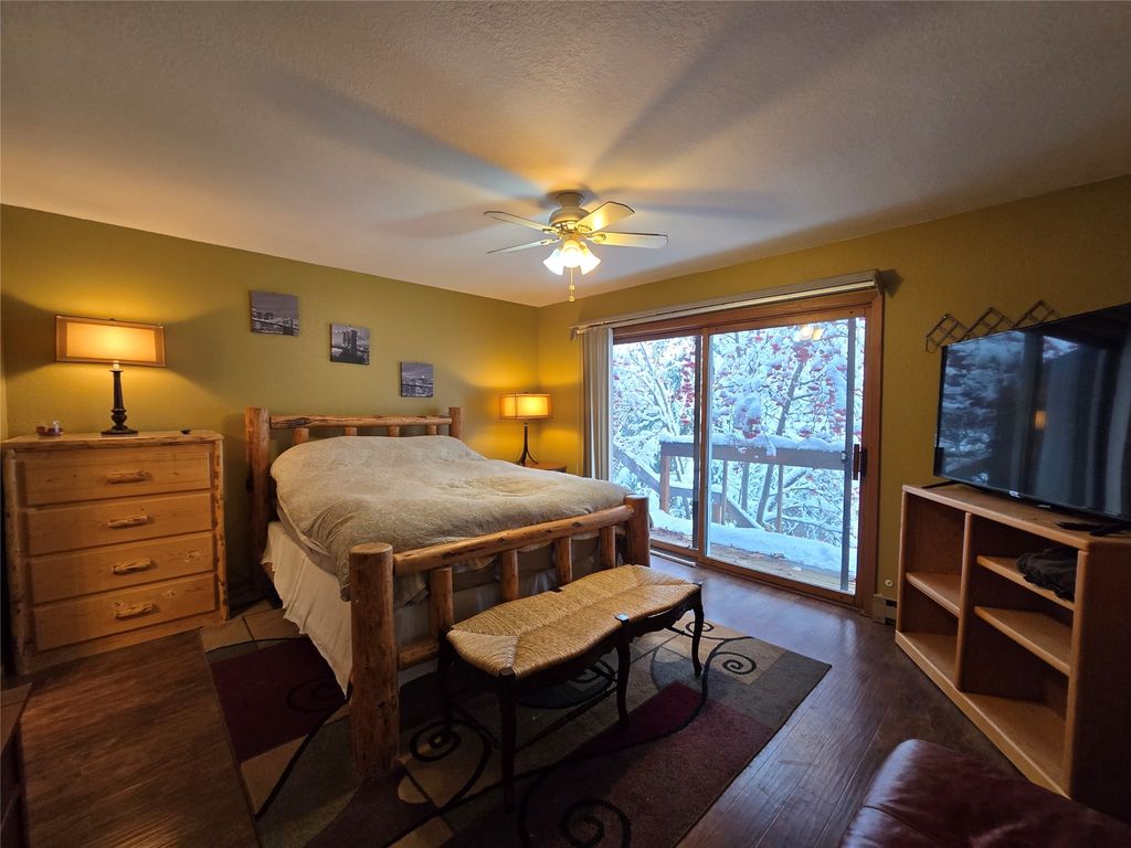 Image 8 of property listing at 318 6th Street W, Whitefish, MT 59937